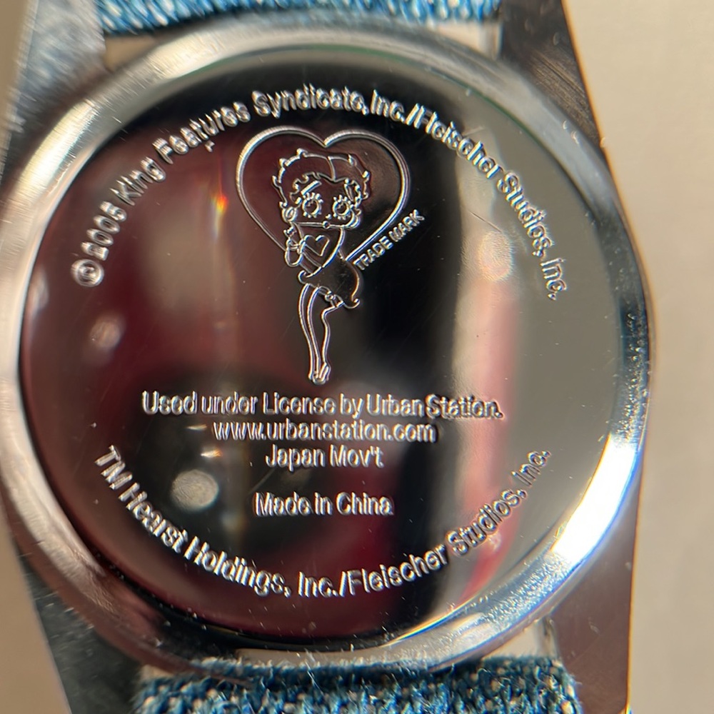 King Features Syndicate Inc. Betty Boop Vintage Watch View 5